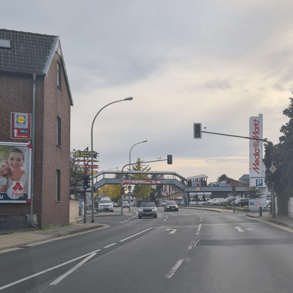 Individuelles Hinweisschilder zur Beschilderung von Verkaufsstellen