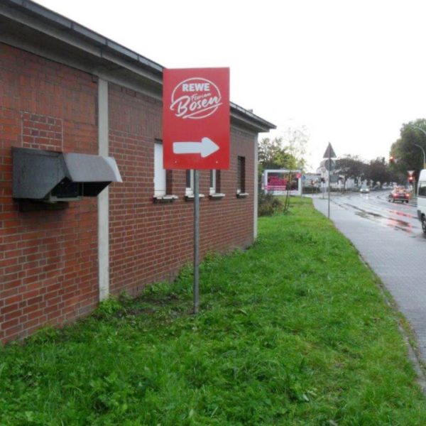 Hinweisschild als individuelle Hinweisbeschilderung